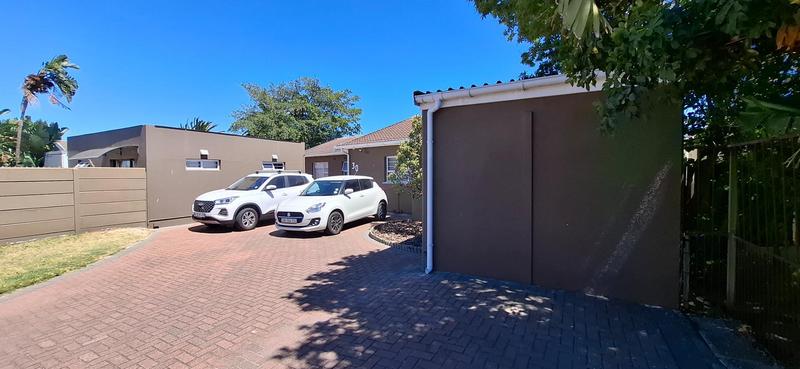 4 Bedroom Property for Sale in Bothasig Western Cape